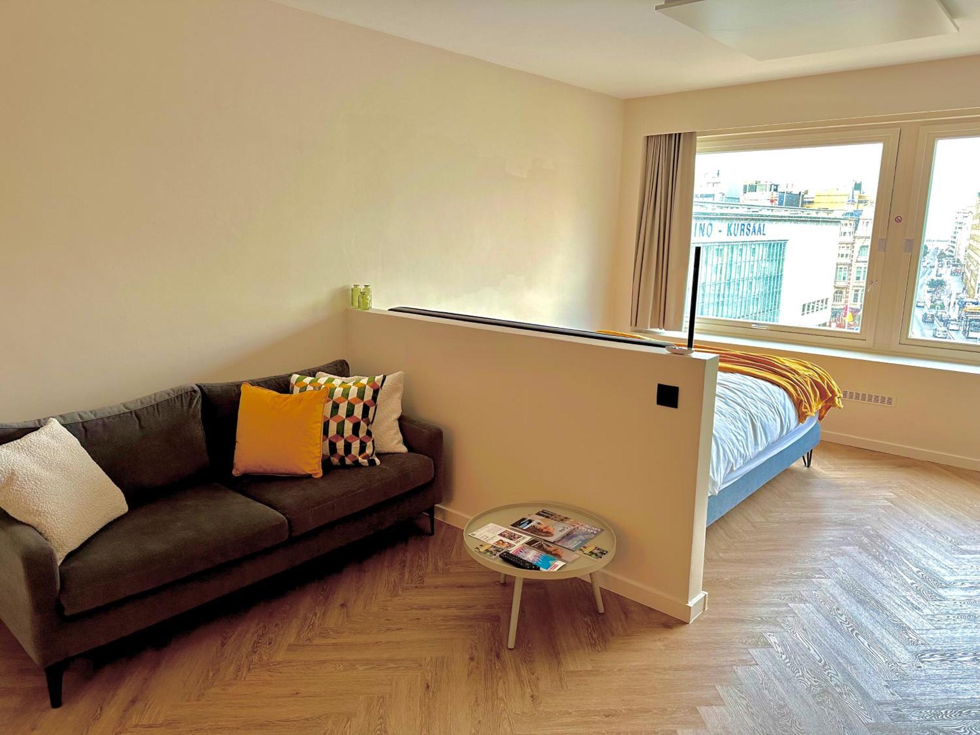 Studio By Aimee - 20M From The Beach & In City Centre! Ostende Exterior foto